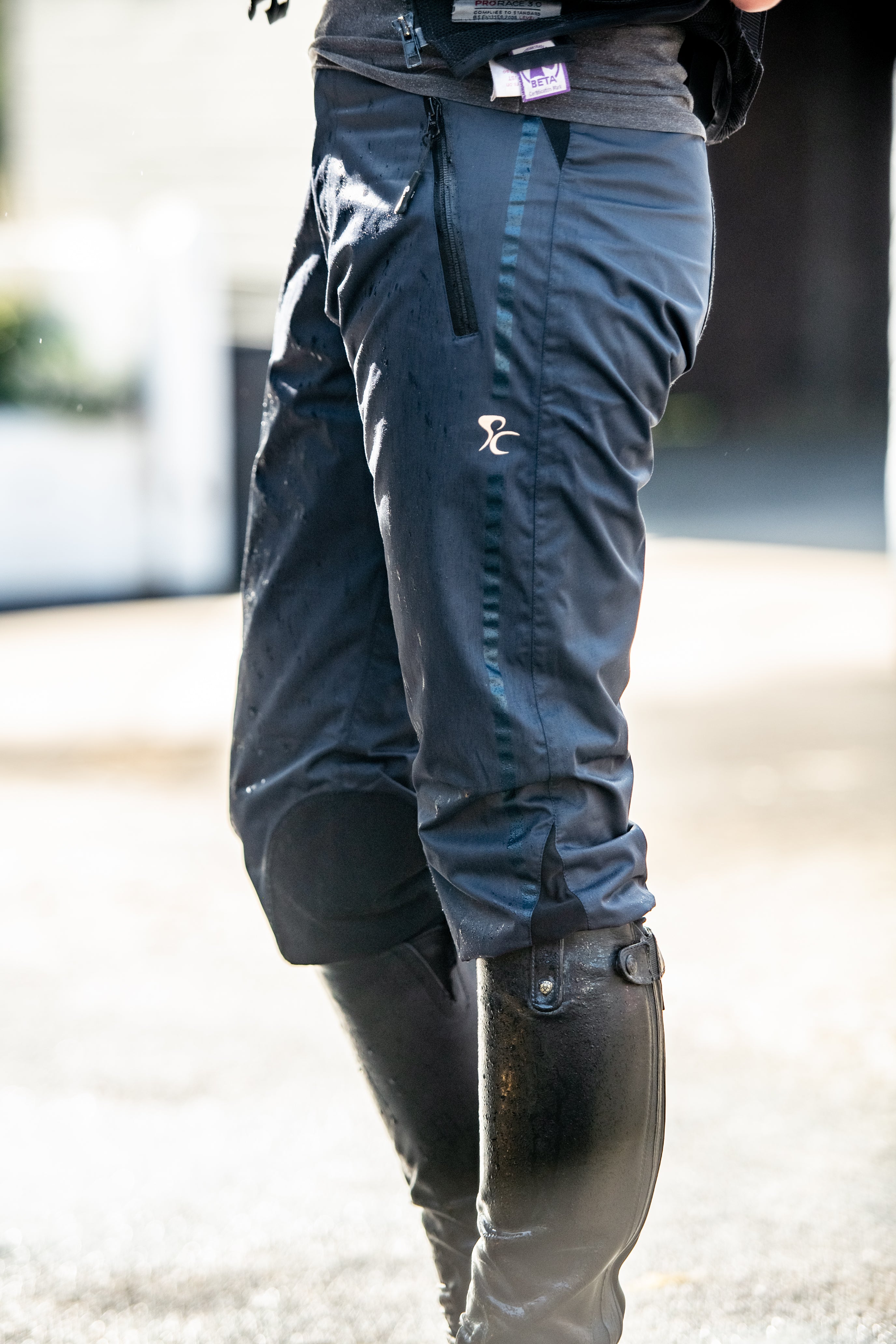 breeches-weatherproof-navy-stripe