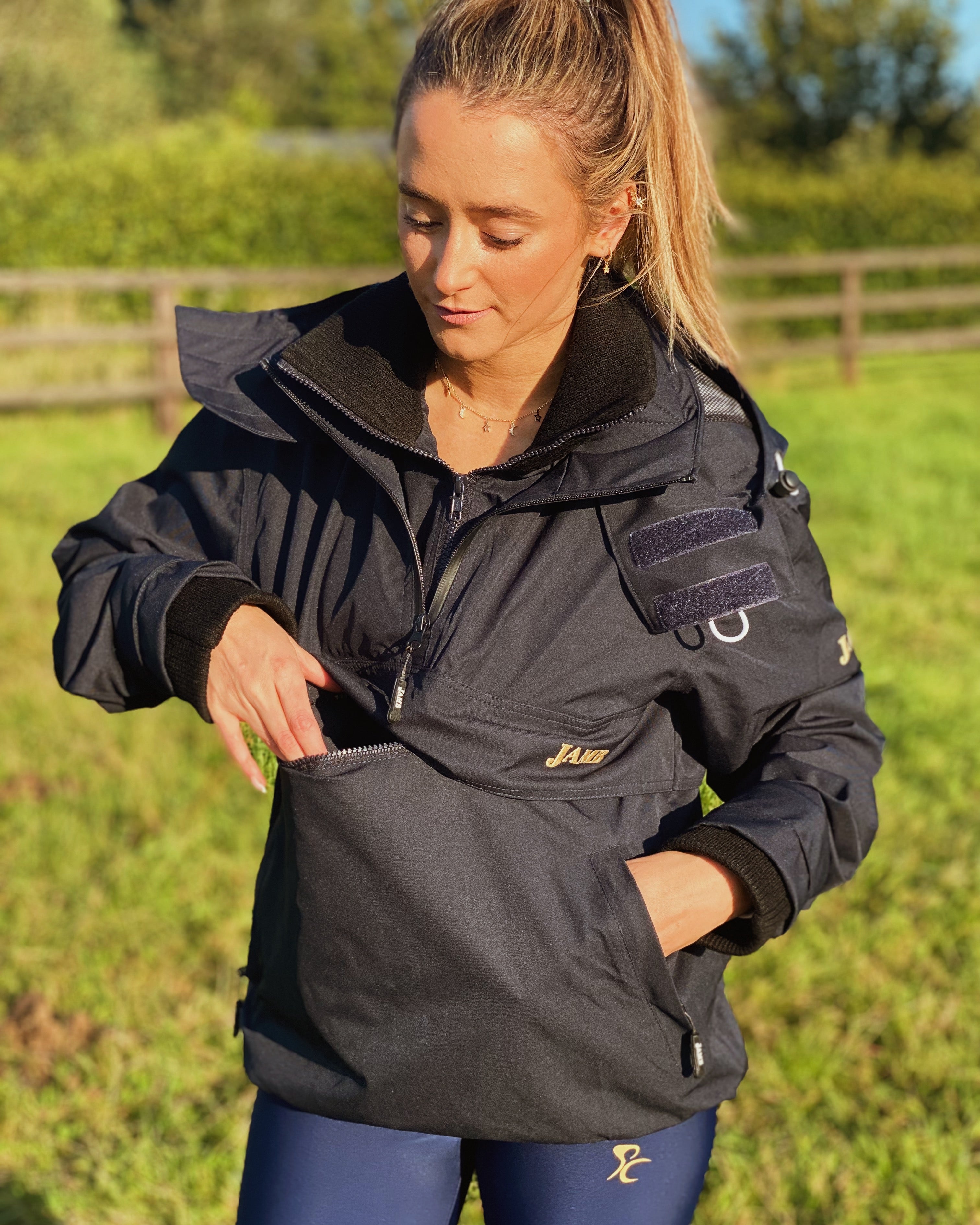 lightweight weatherproof jacket